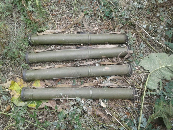 СБУ разоблачила два тайника с оружием в районе АТО