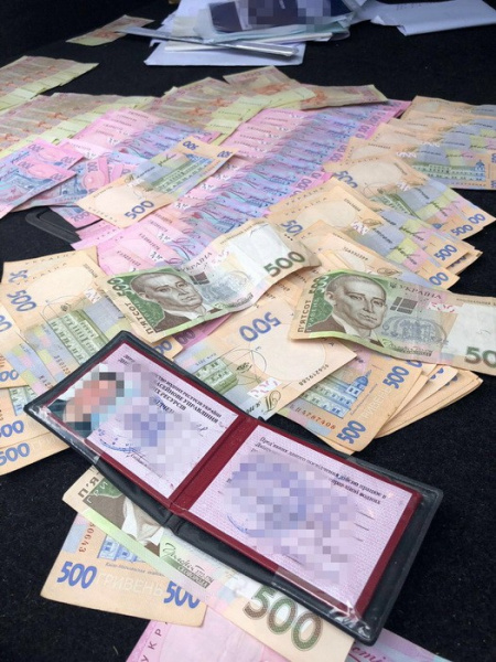 СБУ разоблачила механизм получения взяток должностными лицами Госводагенства