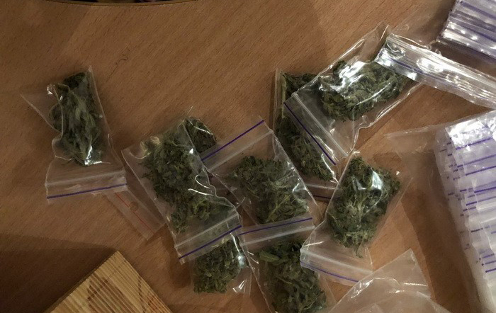 В Киеве СБУ разоблачила группу торговцев наркотиками