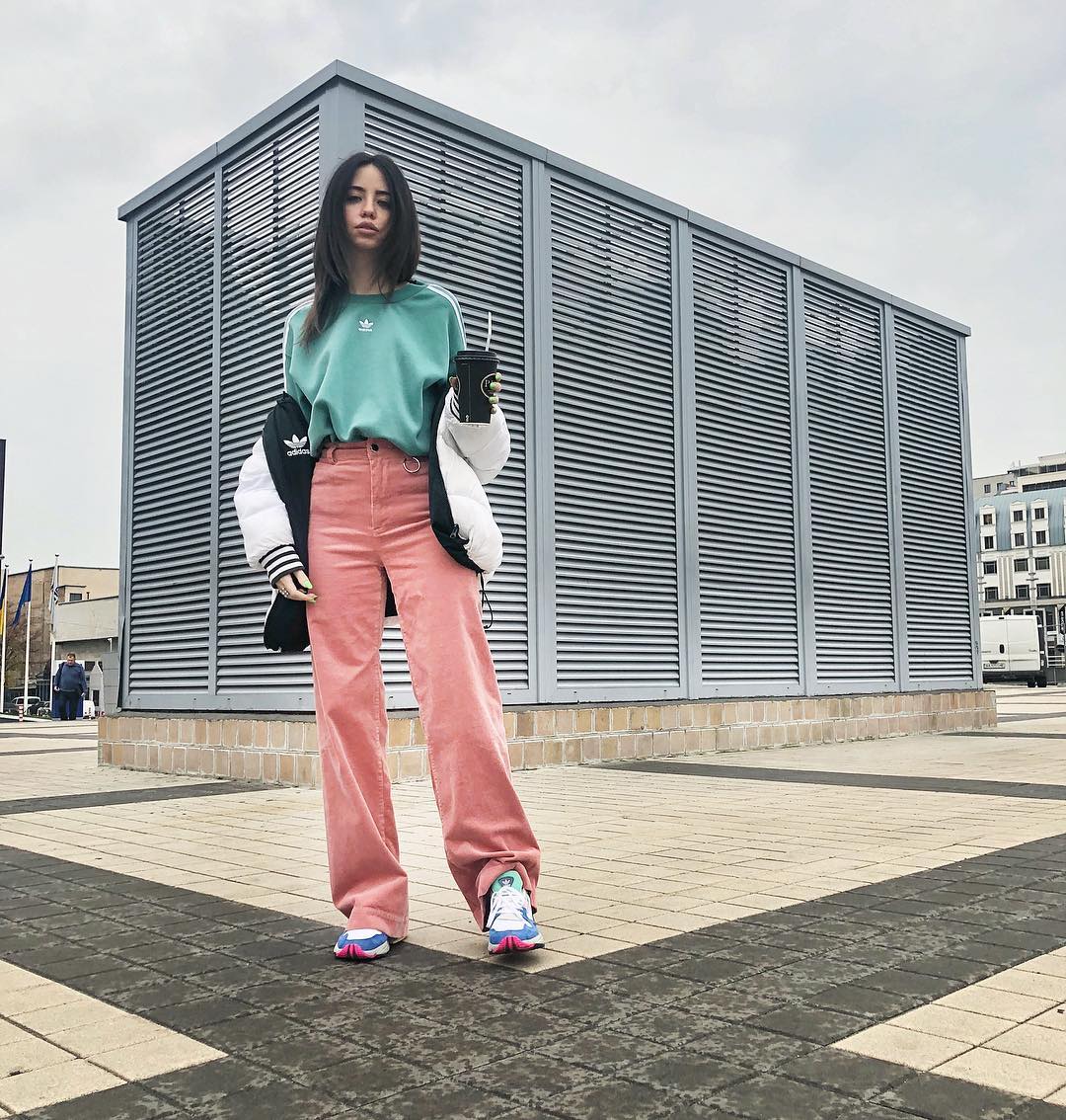 Стильная пацанка: выбираем лучший бунтарский образ Дорофеевой