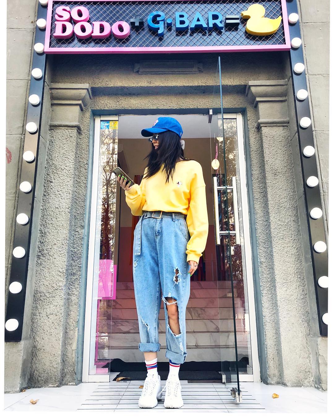 Стильная пацанка: выбираем лучший бунтарский образ Дорофеевой