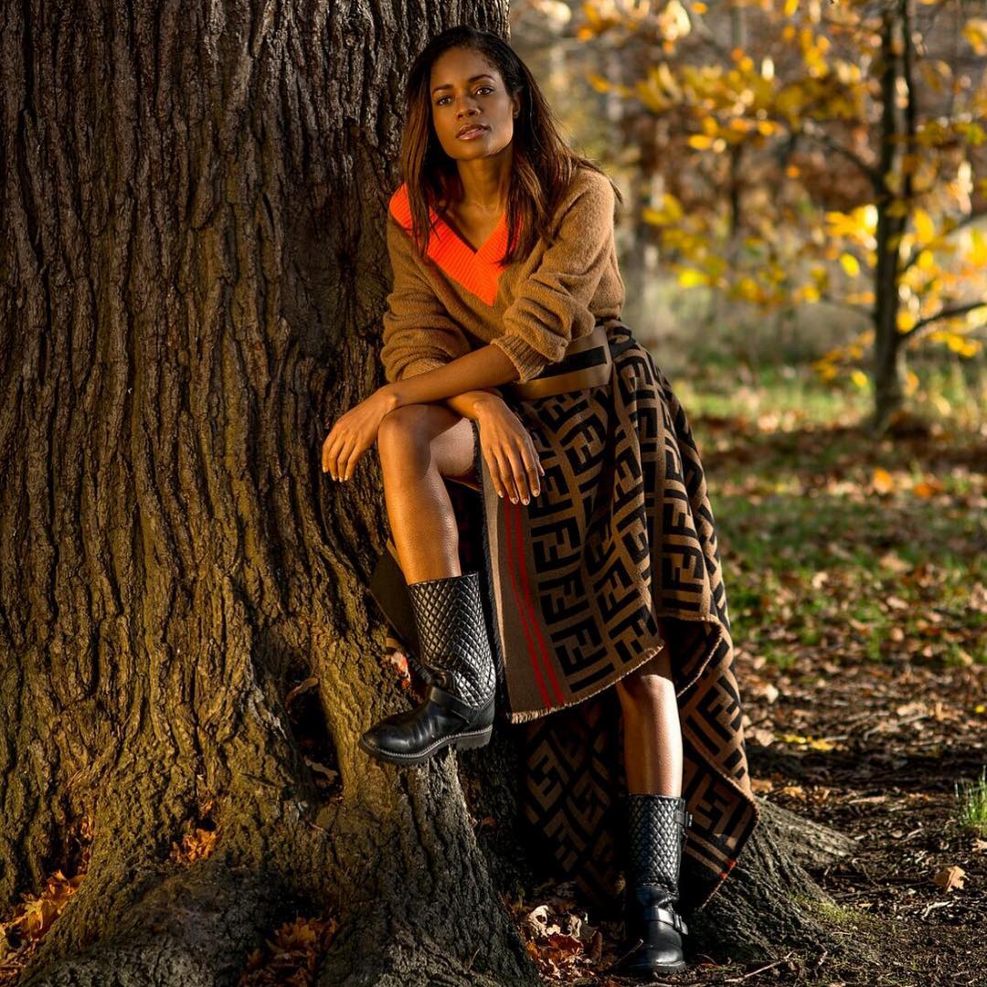 Британская актриса показала образ от украинского дизайнера