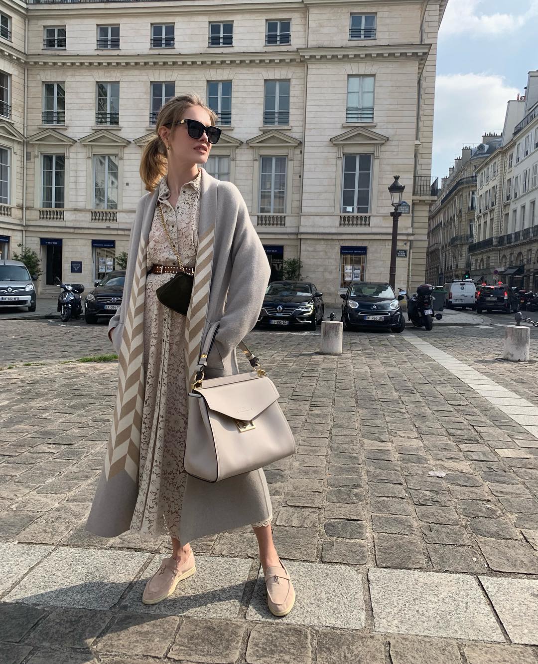 Как с подиума: топ-5 образов на выход от Натальи Водяновой