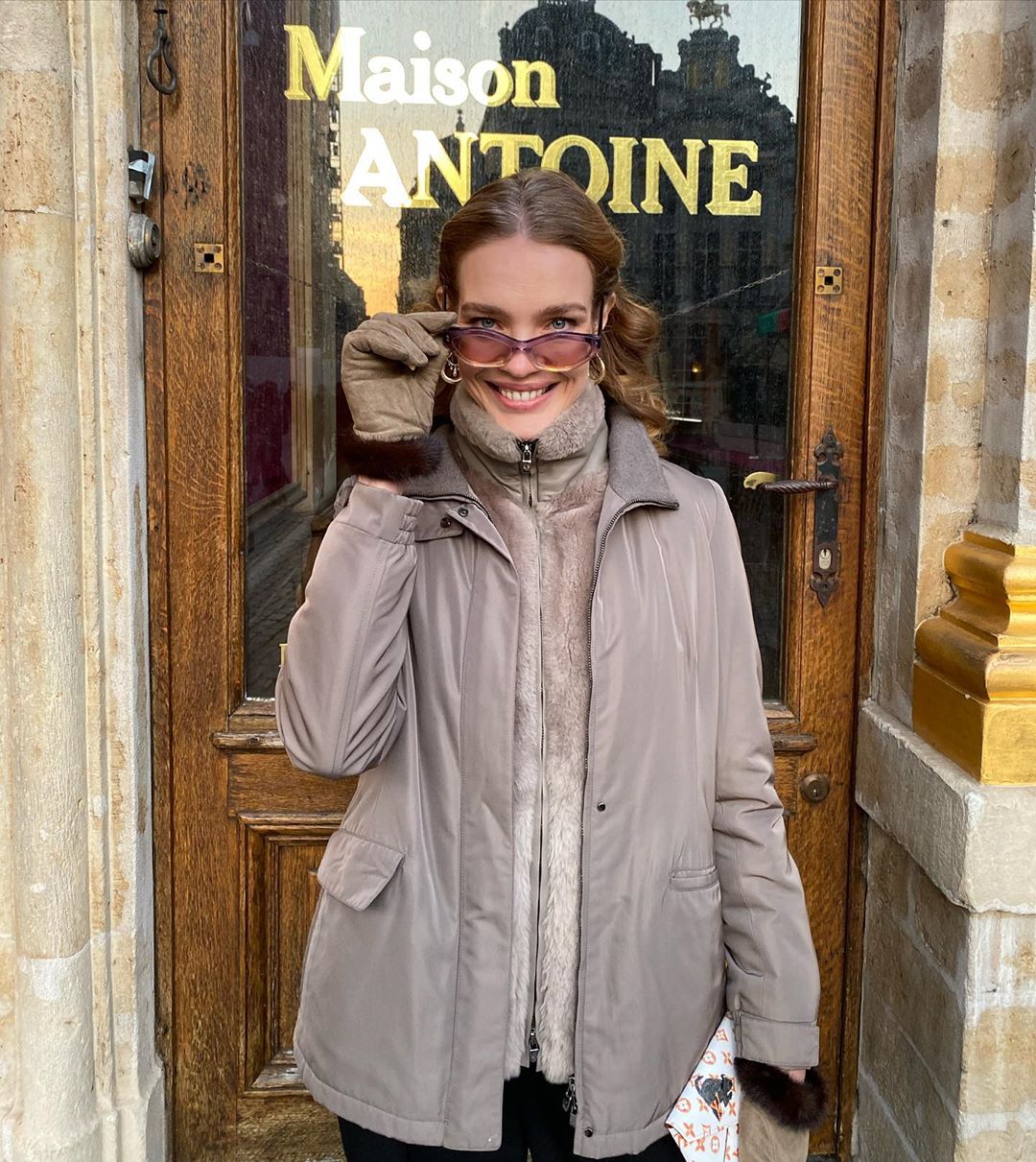 Любов гріє: Наталя Водянова демонструє незвичайний образ і палкі почуття до Антуана Арно