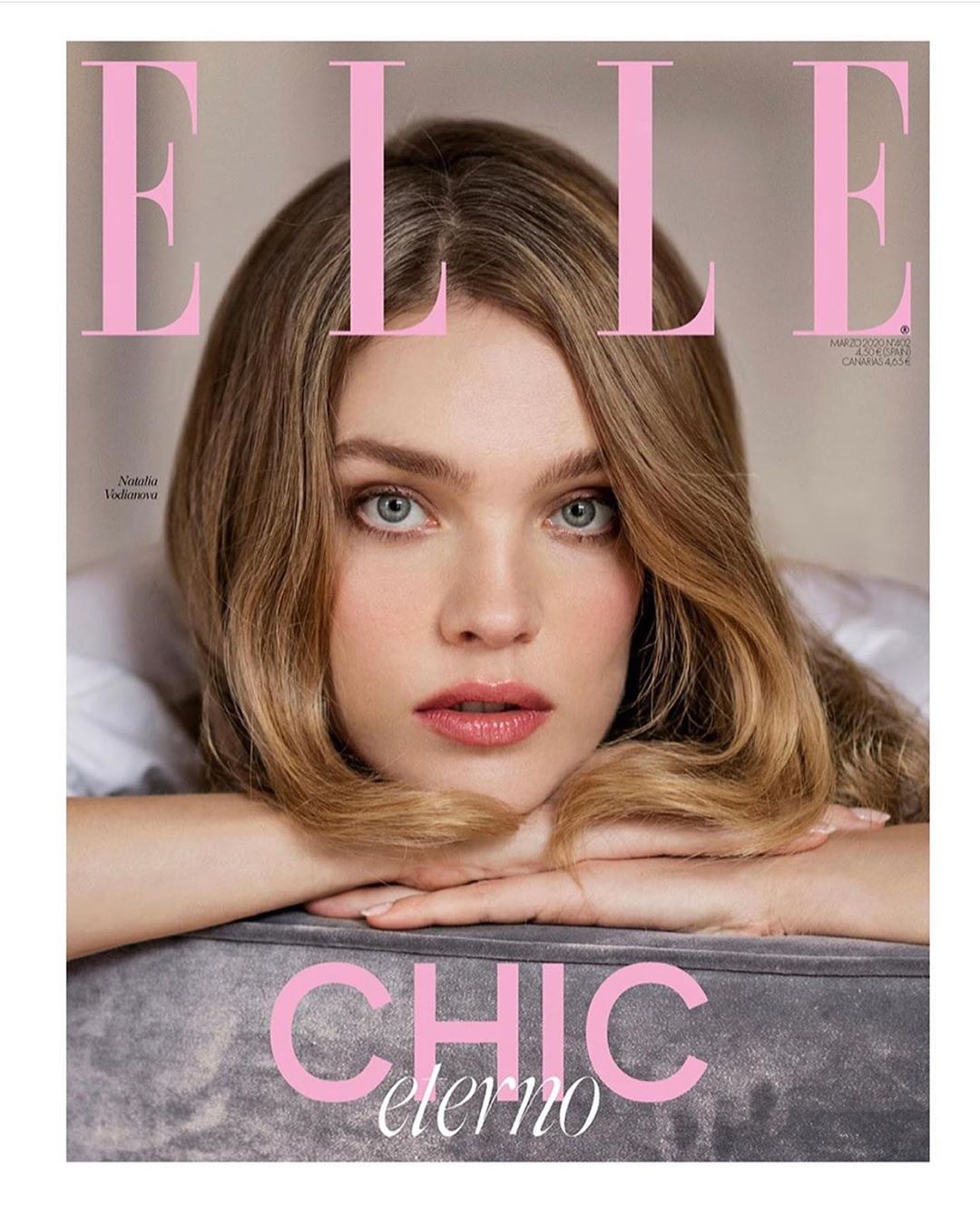 Можно смотреть бесконечно: Наталья Водянова заворожила поклонников красотой в новой съемке