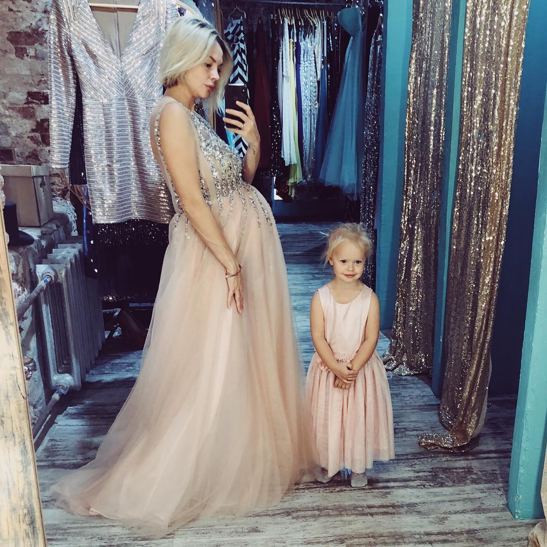 Зірка "Орла і Решки" стала мамою вдруге: перше фото малюка