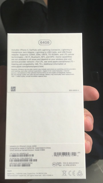 Прикордонники виявили 43 IРhone X в аеропорту Одеси