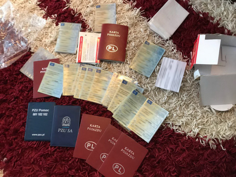 Пограничники раскрыли схему незаконного ввоза авто на иностранных номерах