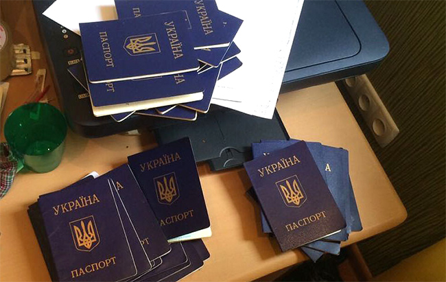 Полиция выявила ОПГ, обманувшую вкладчиков банков на 6,5 млн гривен