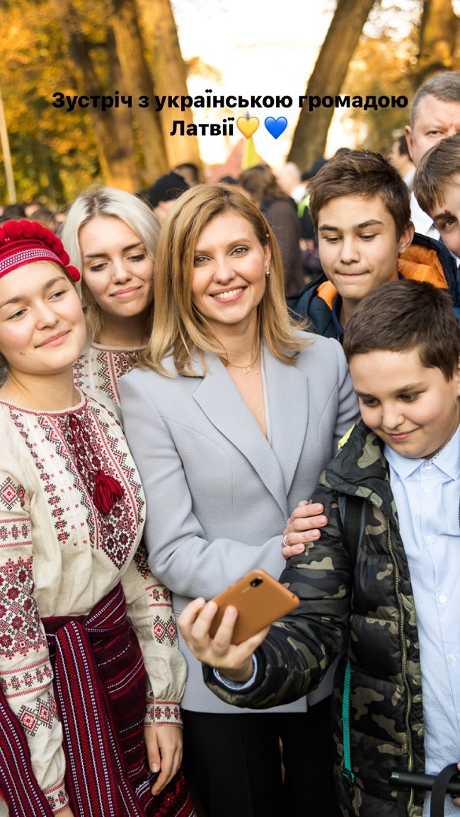 Як завжди бездоганна: Олена Зеленська підкорила Ригу елегантним вбранням