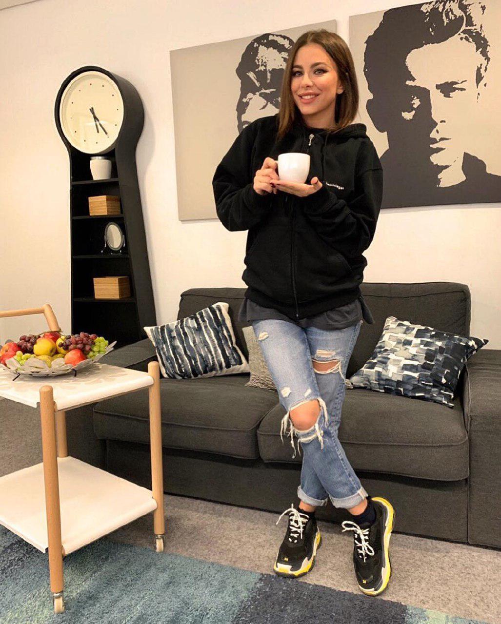 Зрадниця: Ані Лорак нагадали про Україну