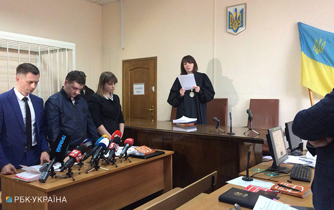 Суд арестовал на 2 месяца задержанного на взятке сотрудника СБУ