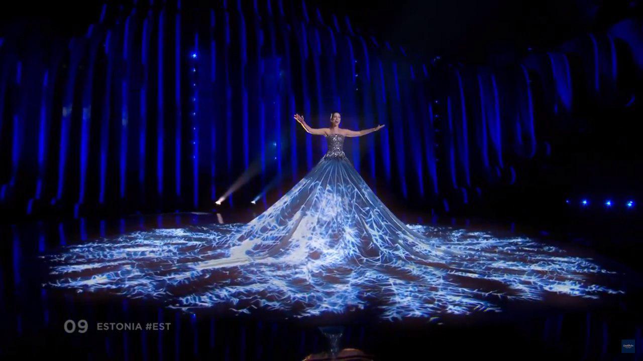 Элина Нечаева с песней "La Forza" 