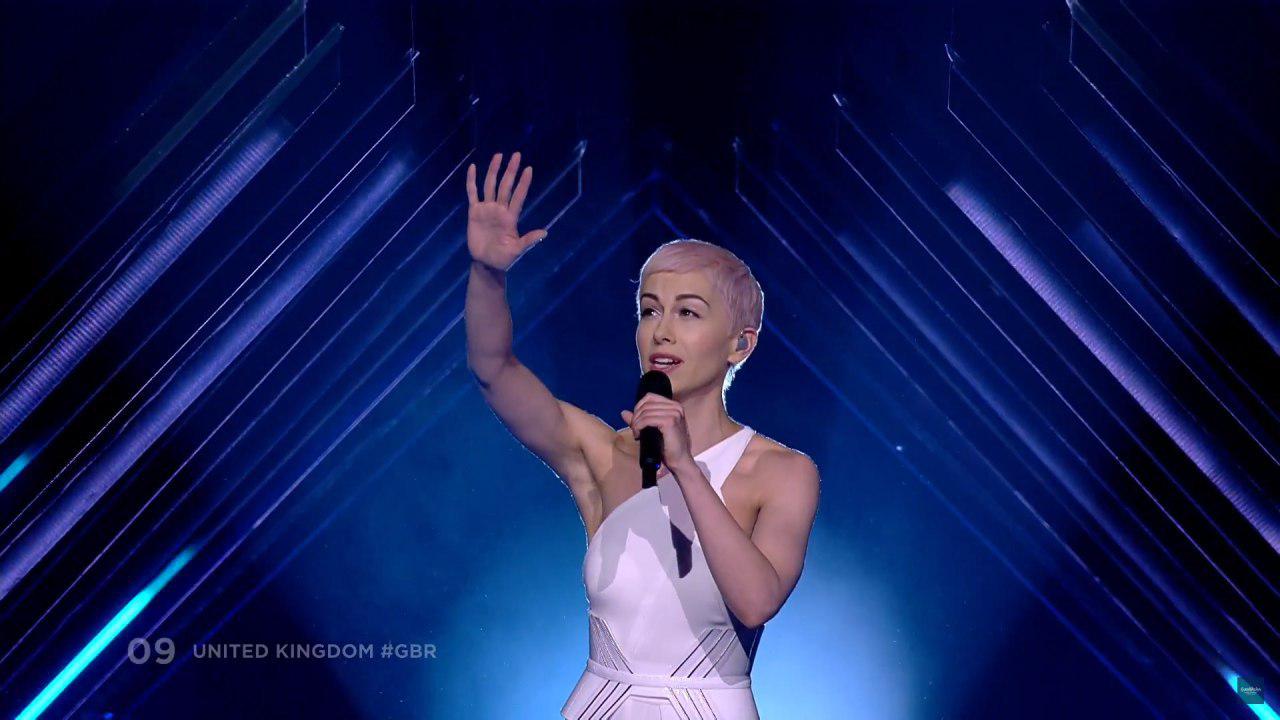 Великобритания на Евровидении 2018: SuRie с песней Storm