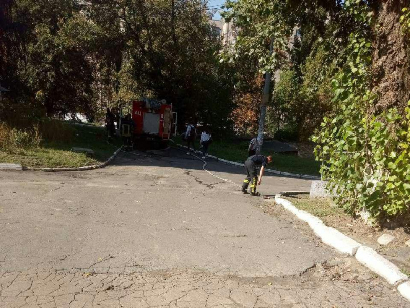 В Киеве из-за пожара в общежитии эвакуировали 50 человек