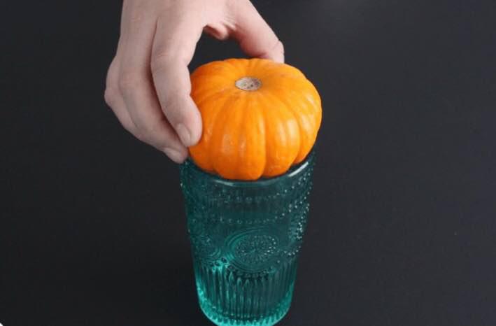 Как необычно и ярко украсить свою комнату к Хэллоуину: топ-7 идей