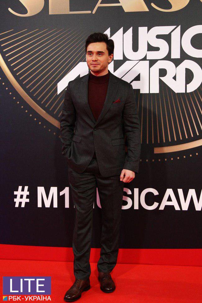 M1 Music Awards 2018: зірки на червоній доріжці (фото)