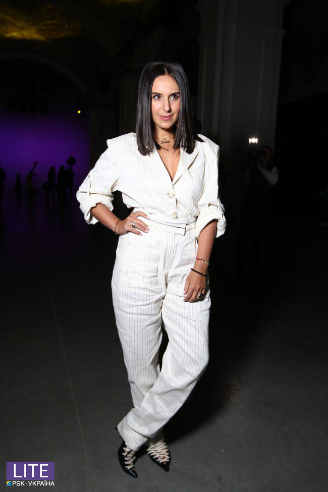 Стильный выход: Джамала на открытии Ukrainian Fashion Week FW19-20