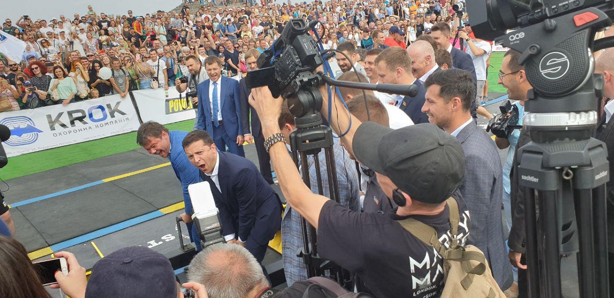 Зеленский и Богдан на турнире стронгменов в Днепре показали, на что способны