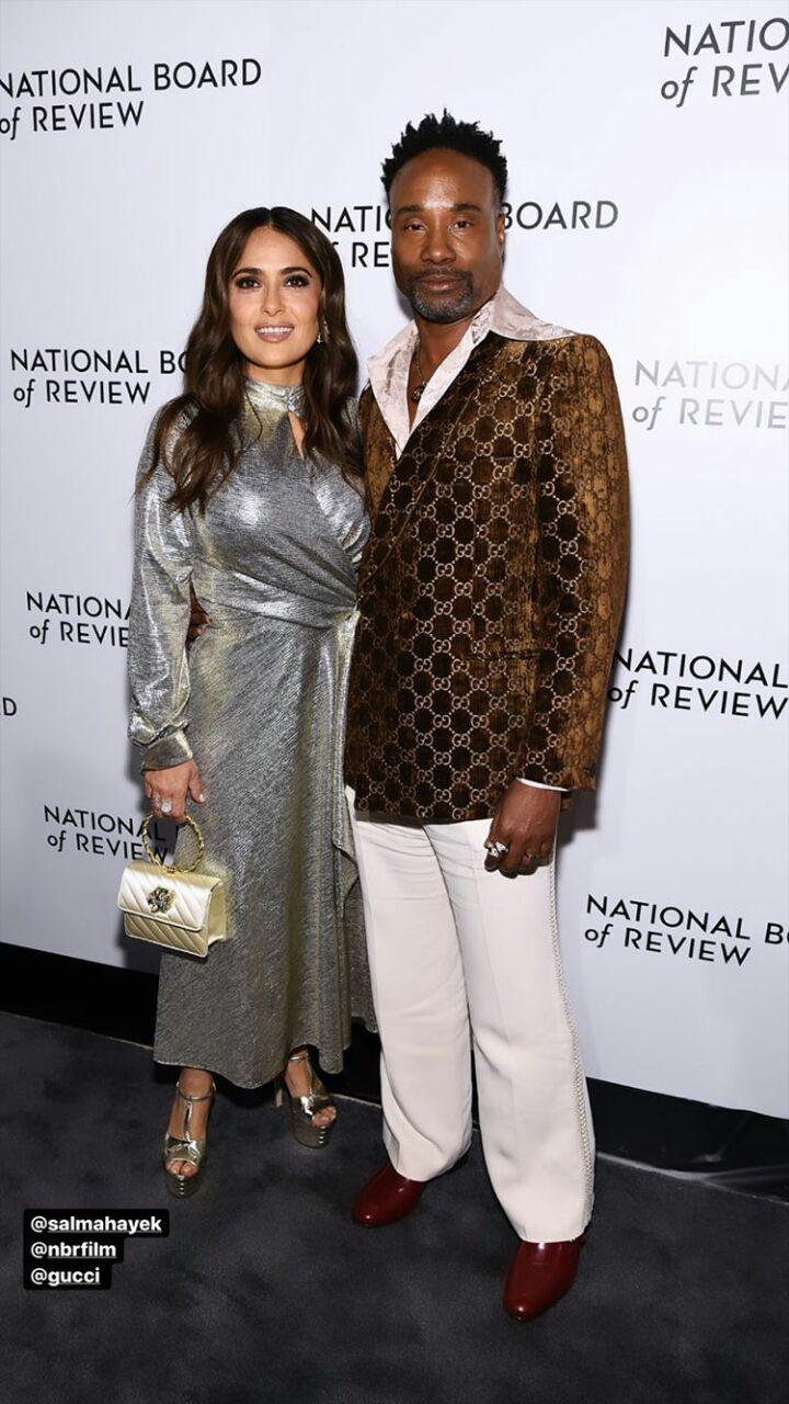 В серебре и золоте: Сальма Хайек покорила сеть новым роскошным образом