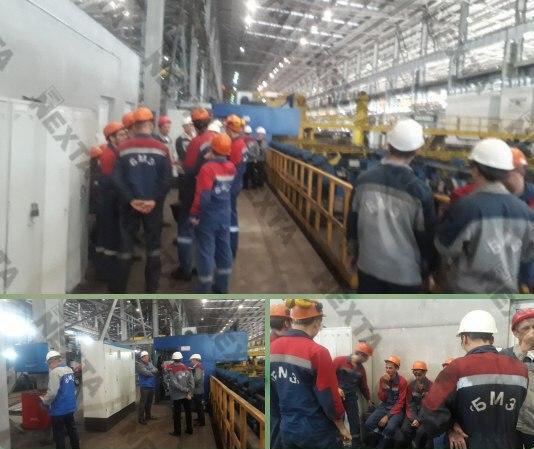 На великому заводі в Білорусі почався страйк, влада підганяє автозаки