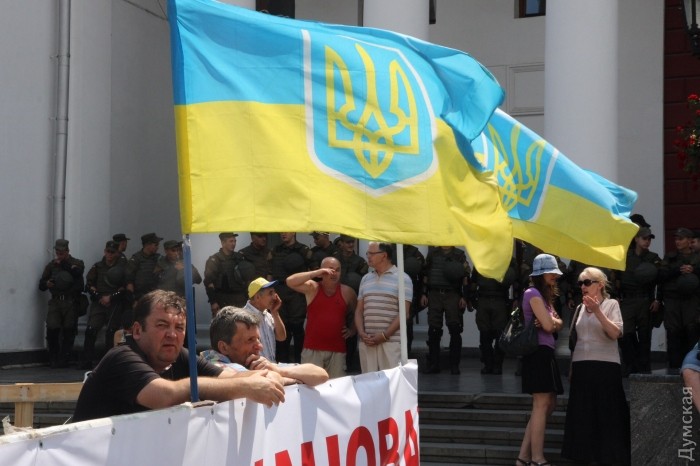 ситуация под мэрией Одессы нормализовалась