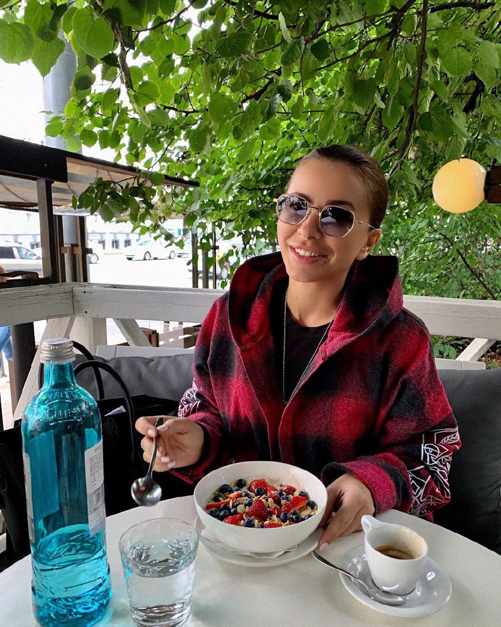 Похожа на пацана: Ани Лорак озадачила фанатов странным образом