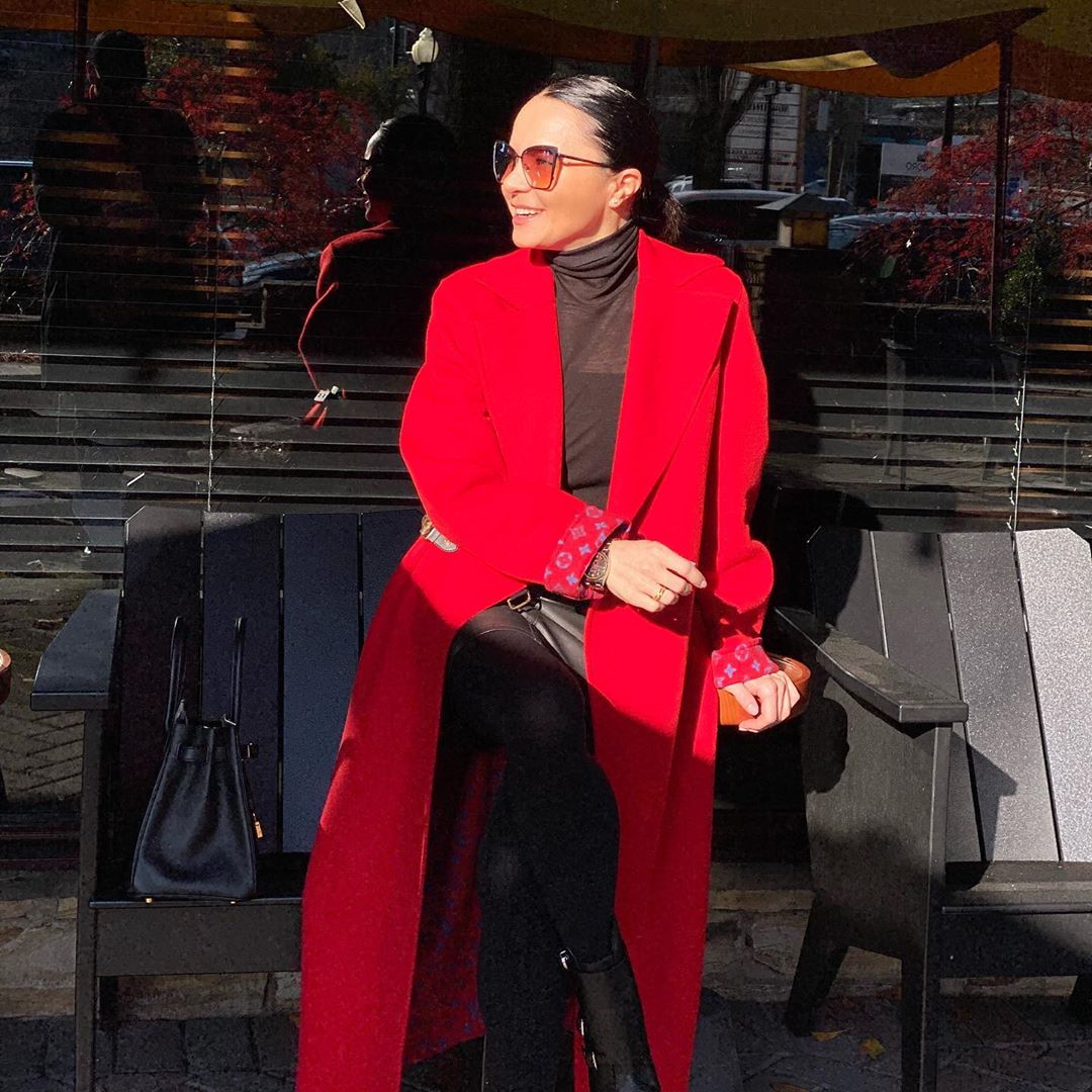 Когда все решает цвет: Лилия Подкопаева демонстрирует свой идеальный красный