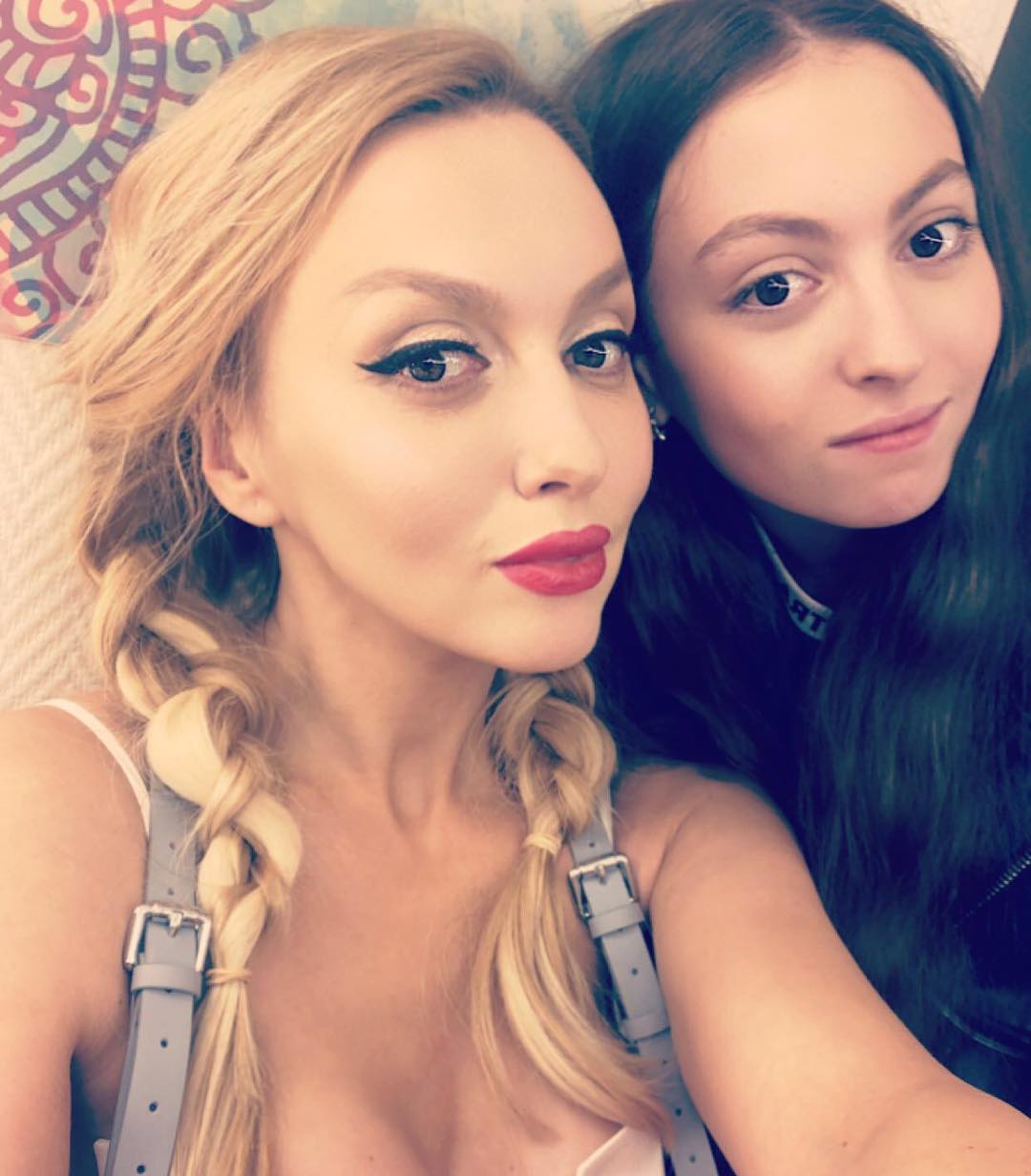 Макияж Оли Поляковой