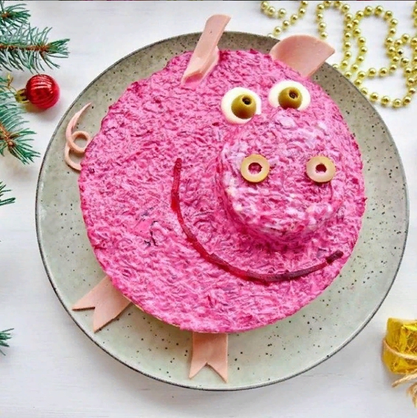 Салат "Новогодний поросенок"