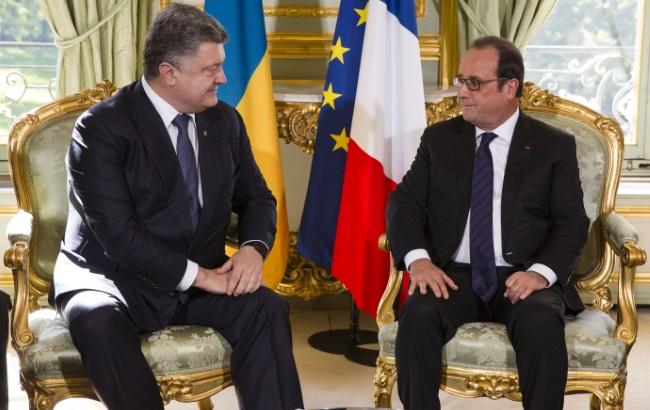 Порошенко и Олланд во время нормандского саммита