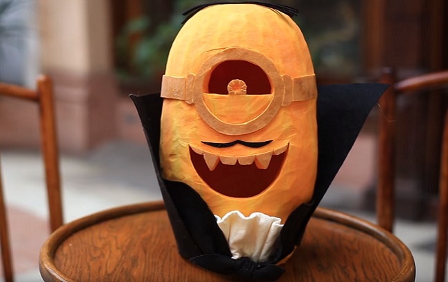 Дракула-миньон из тыквы