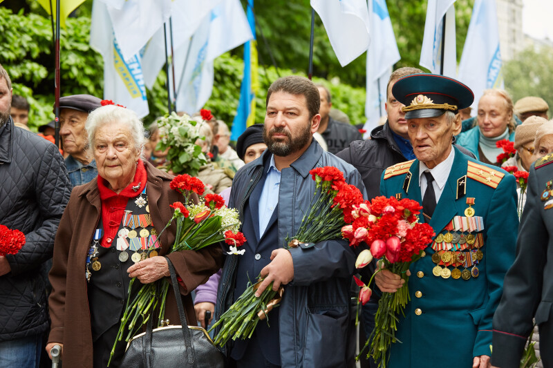 Депутаты "Відродження" приняли участие в торжествах ко Дню победы