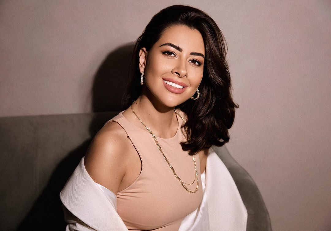 Рамина Эсхакзай призналась в отношениях с женатым олигархом: могла попросить очень много денег