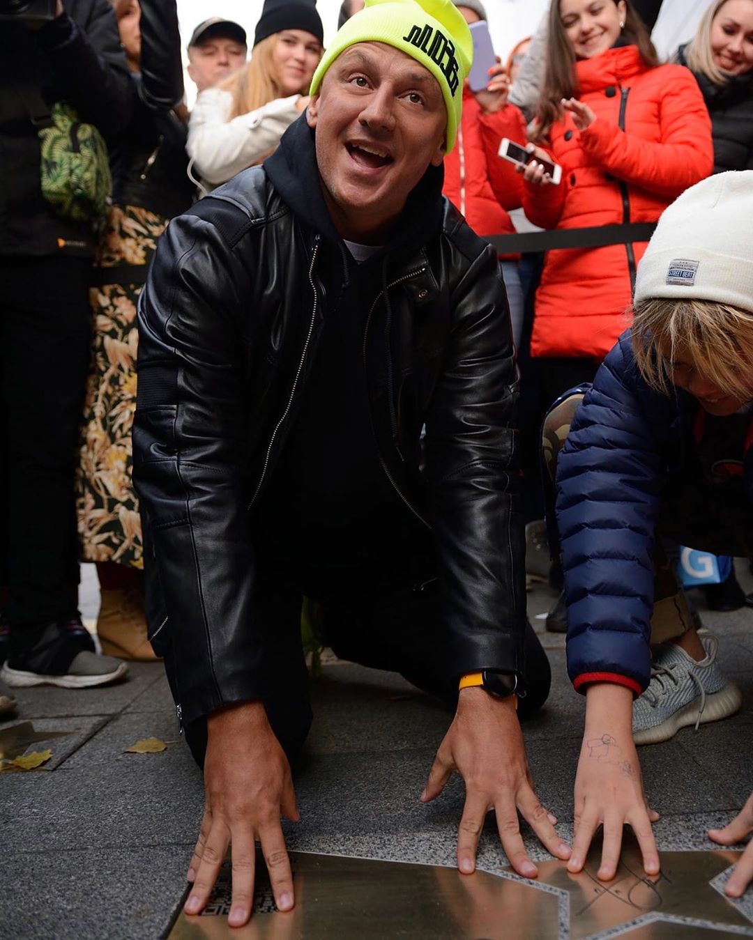 У меня есть звезда: Потап восхитил душевным фото с сыном Андреем на важном событии