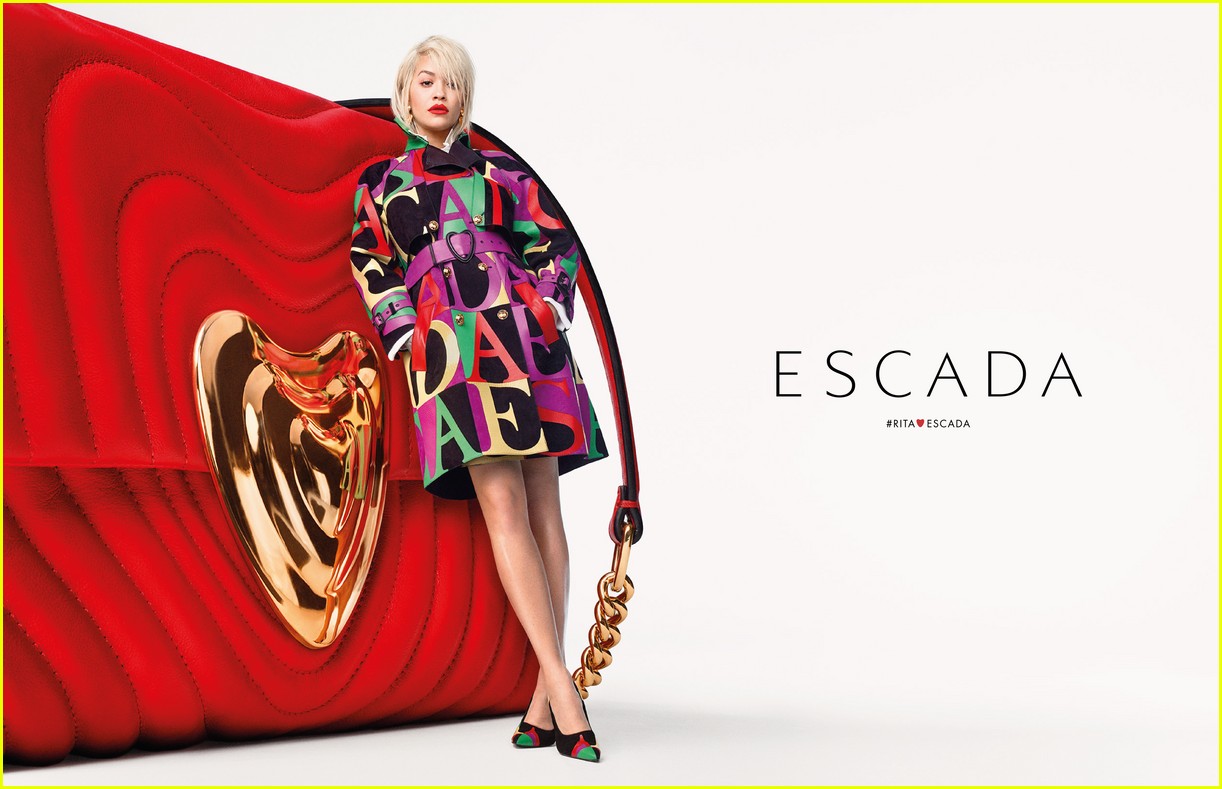 Співачка Рита Ора стала обличчям модного бренду: яскраві фото