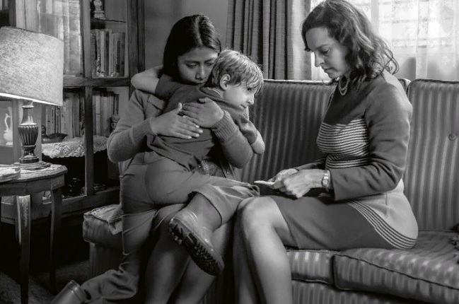 Кадр з фільму "Рома"