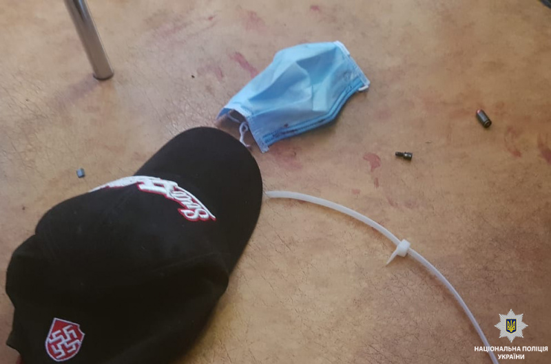 Мешканець Дніпра самотужки затримав двох озброєних нападників на валютний обмінник