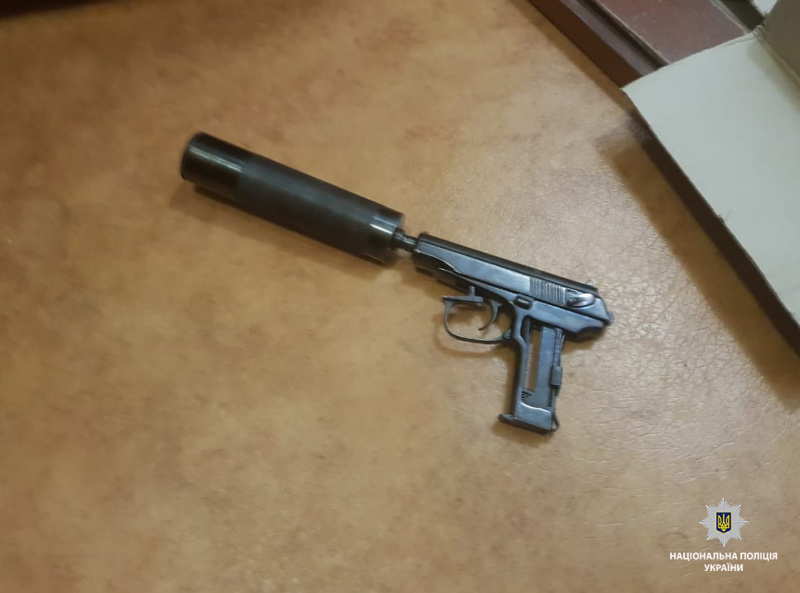 Мешканець Дніпра самотужки затримав двох озброєних нападників на валютний обмінник