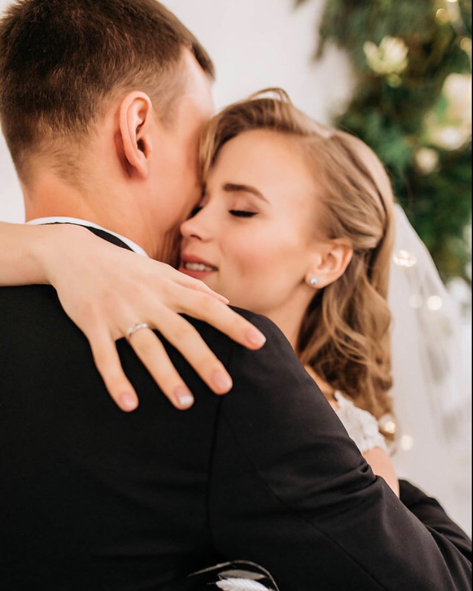 От девочки-гота до прекрасной леди: как изменилась Женя из сериала "Сваты" (фото)