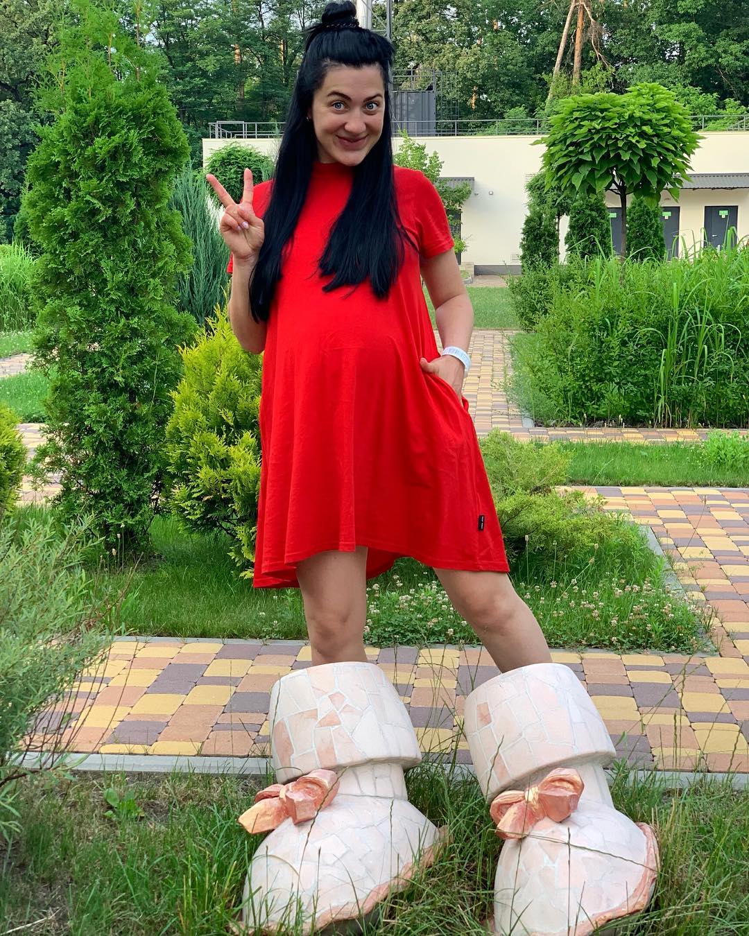 "На старте":  беременная Снежана Бабкина показала фото из роддома