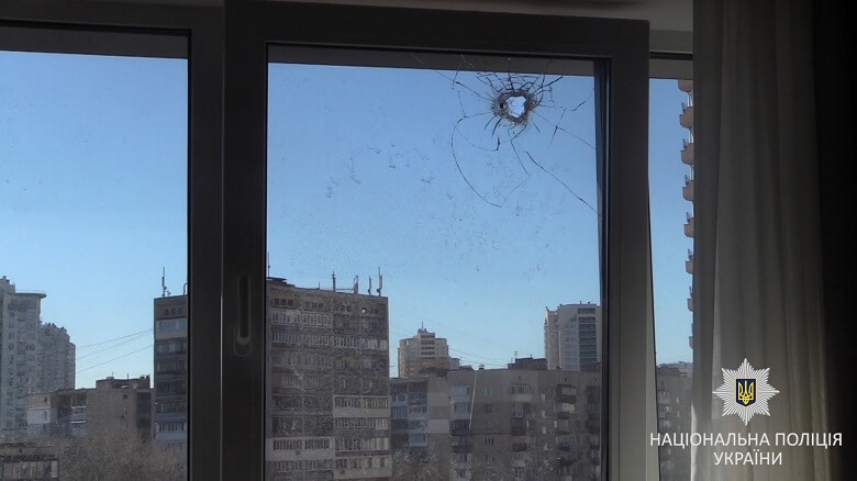 В Киеве задержали мужчину, стрелявшего по окнам домов