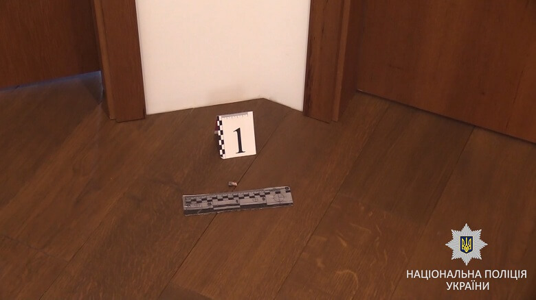 В Киеве задержали мужчину, стрелявшего по окнам домов