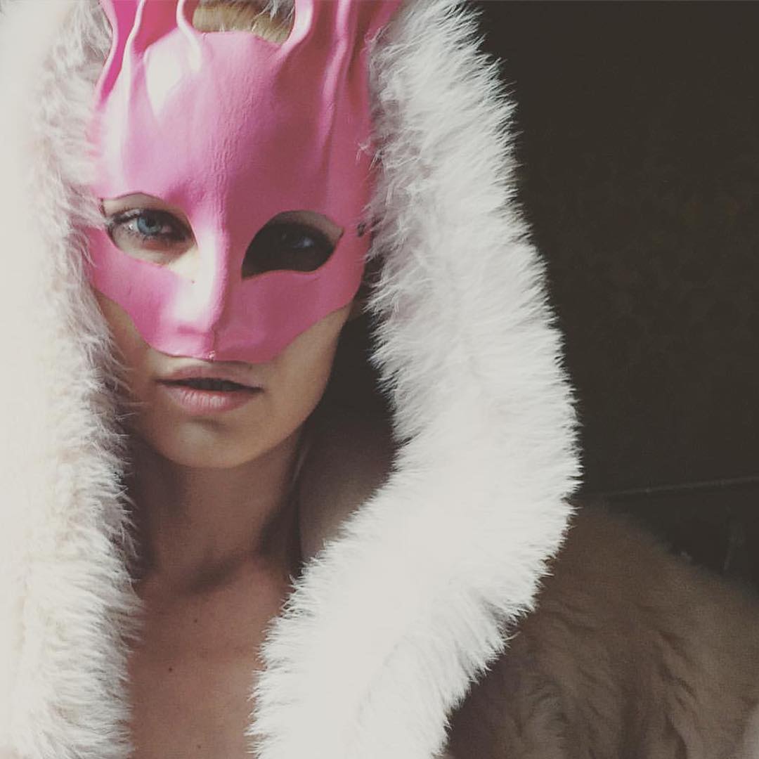 Вдова и сын Децла попали в сатанинскую секту: все подробности