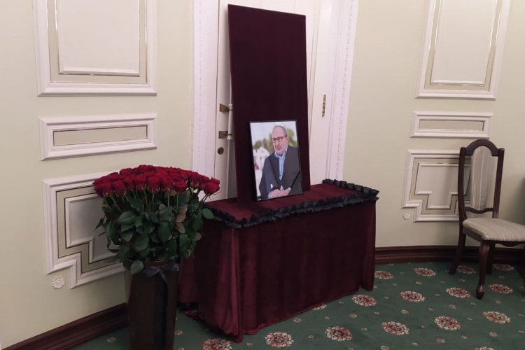 Кернеса будут хоронить без соблюдения ограничений для "ковид"-пациентов