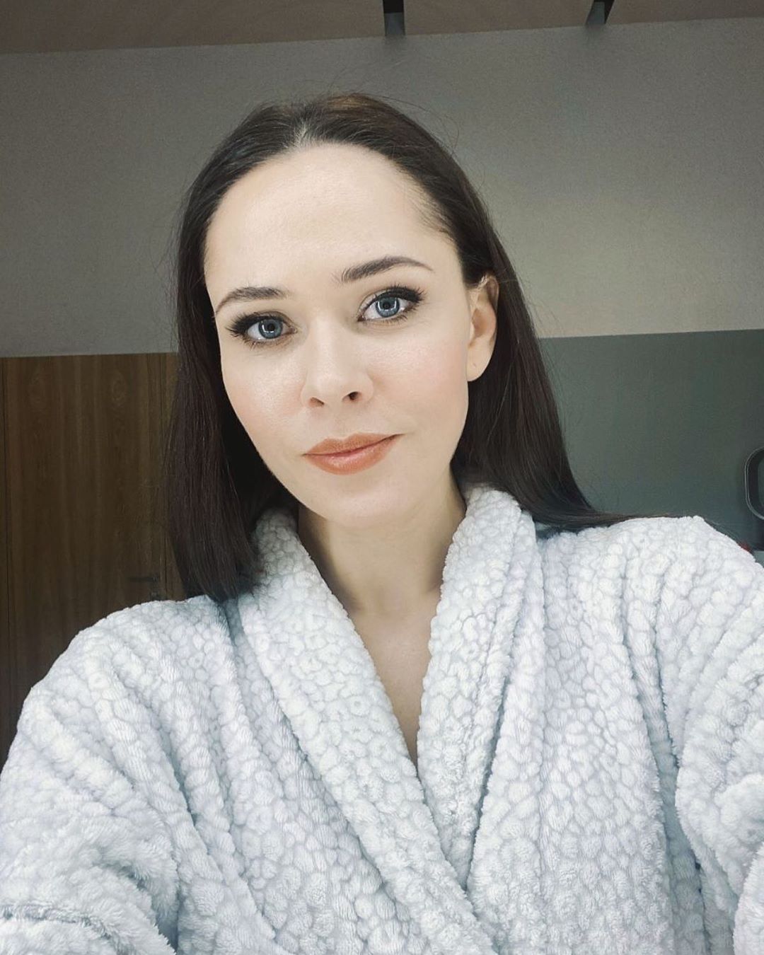 Нужно что-то отрезать: солистка The Hardkiss откровенно рассказала о пластике