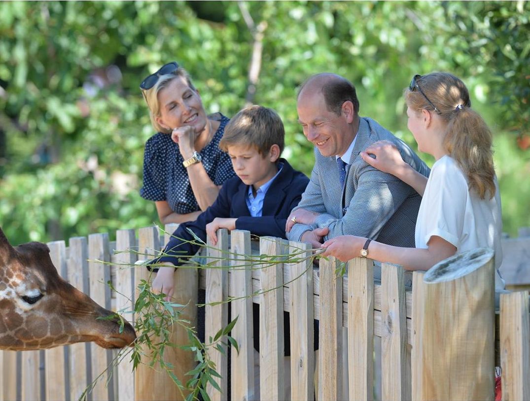Любимица Елизаветы: кому из родственниц королева доверяет больше всего