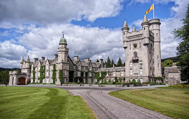 Перестанут быть герцогами: Меган Маркл и принц Гарри получат новый титул