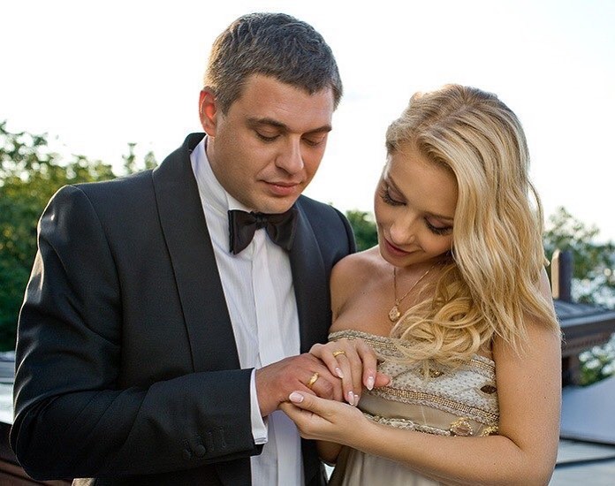 "Жити, а не боятися": Тіна Кароль розкрила секрети виховання сина