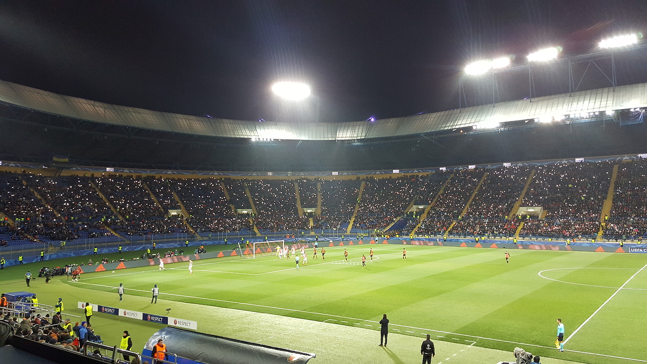 Шахтер - Феєнорд: онлайн трансляция (рахунок 3:1)